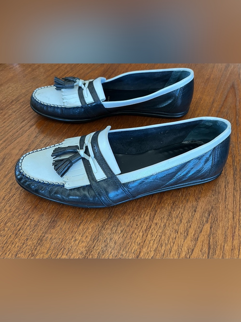 Vintage 1980s Bally Applause Tassel Loafers Black White Spectator Men’s 10 M